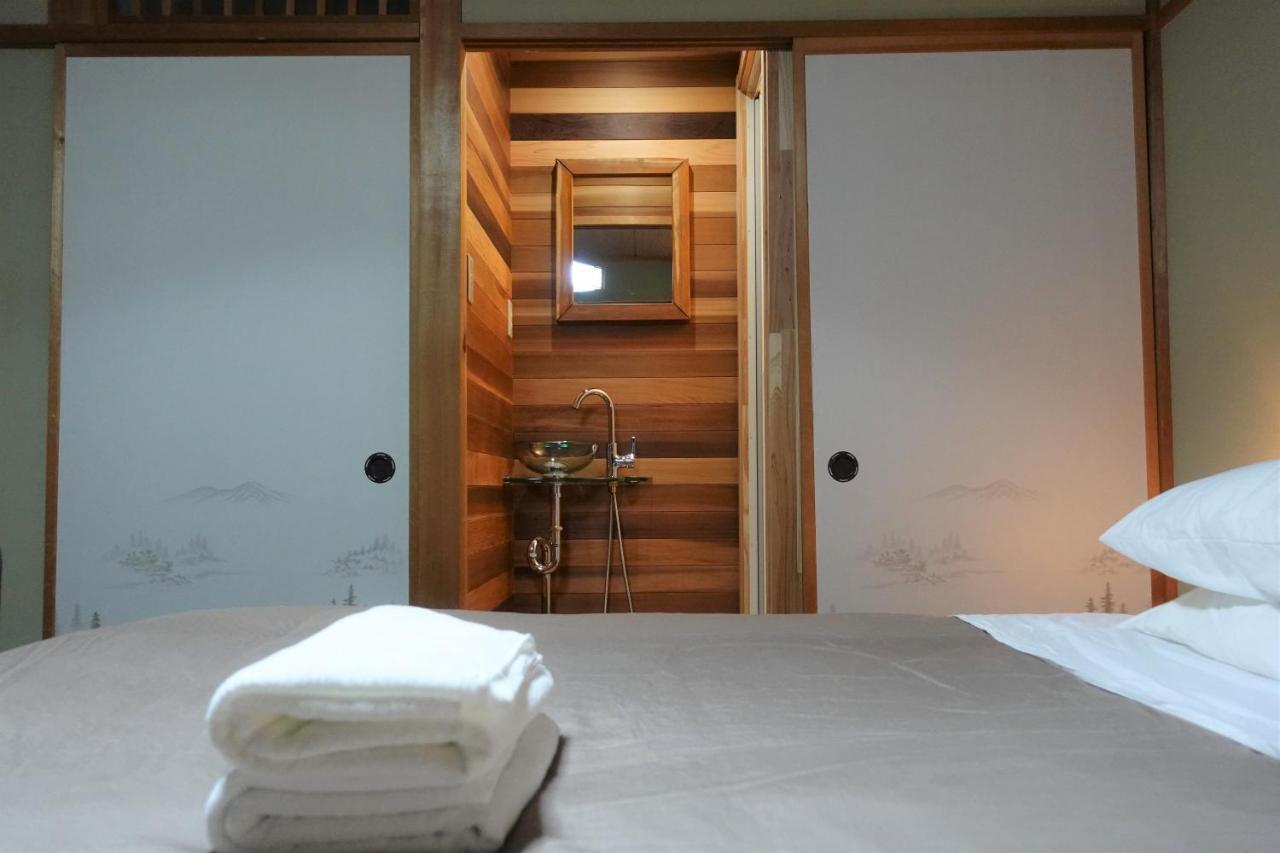 Hotel Myosen Мёко Экстерьер фото